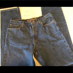 Men’s Eddie Bauer classic jeans